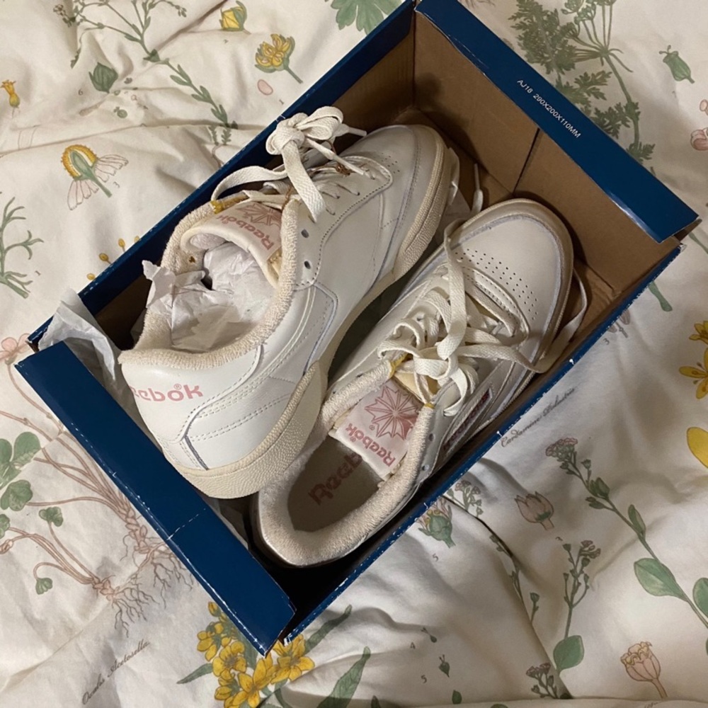 Reebok Club C 85 vintage baby pink